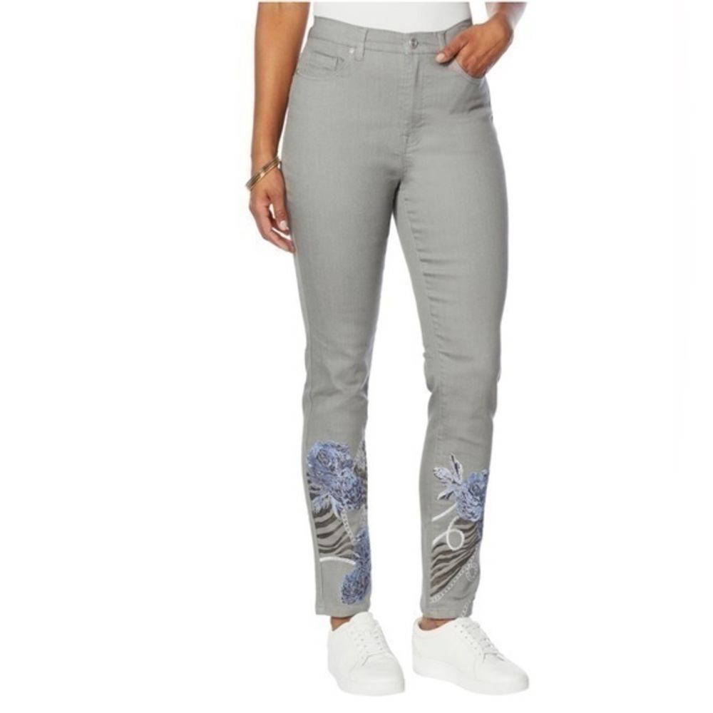 DG2 BY DIANE GILMAN  EMBROIDERED Gray with blue floral straight legged jeans